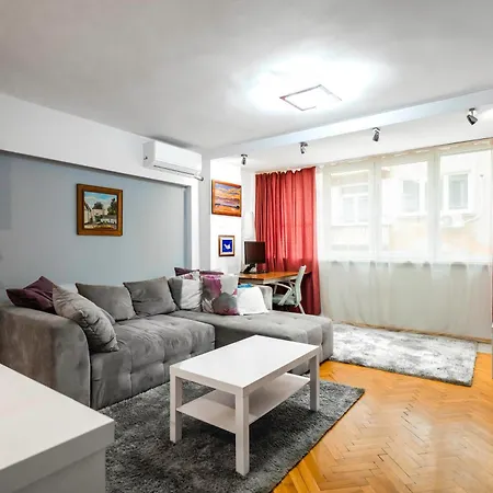 Bright&central 1bd Flat - Dedicated Work Space By Flat Mаnager