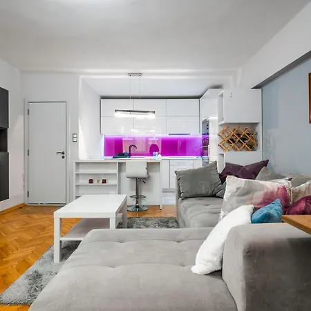 Apartman Bright & 1bd Flat - Dedicated Work Space By Flat Mаnager *